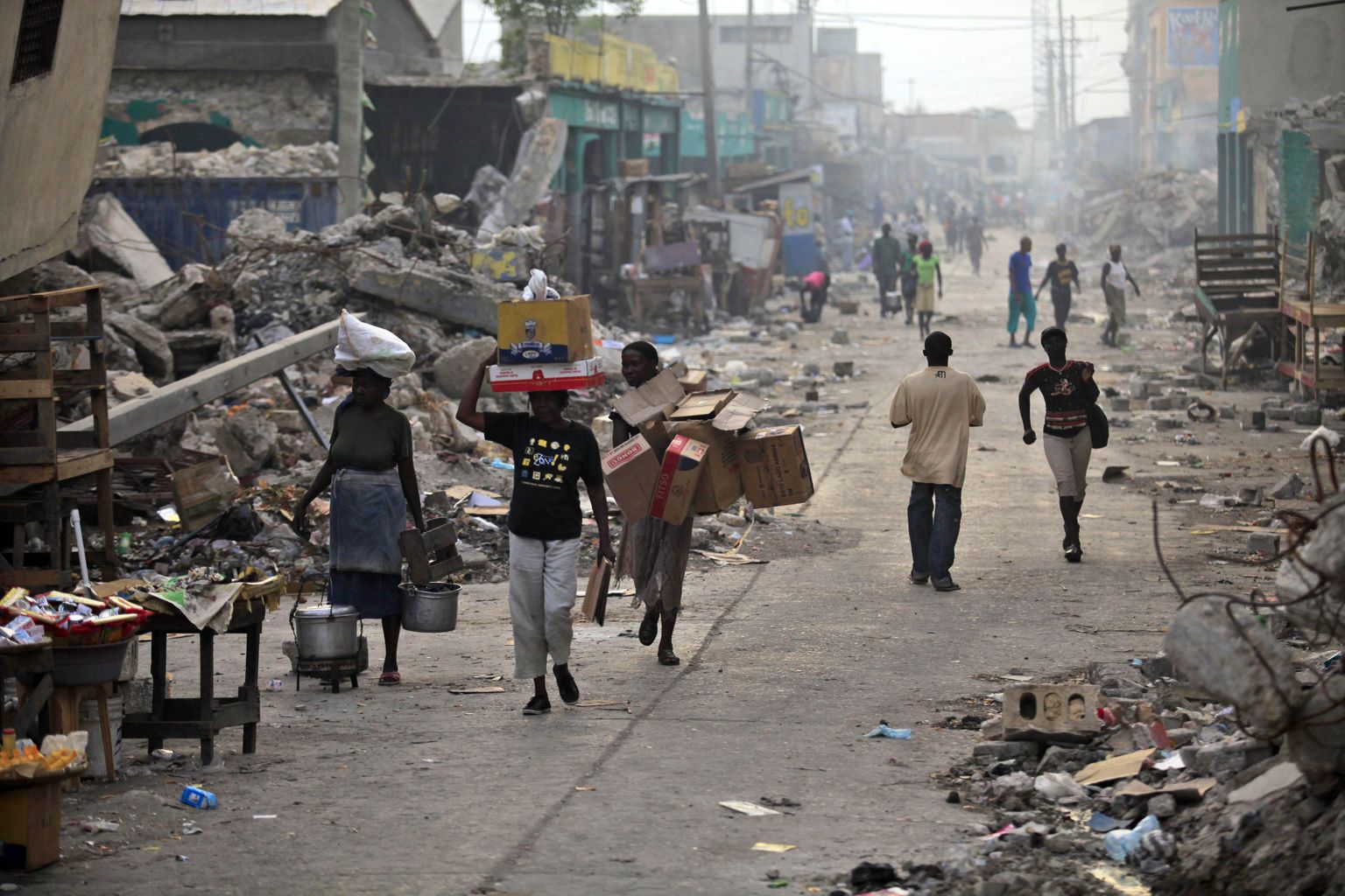 Maavärinas kannatada saanud Haiti pealinn Port-au-Prince