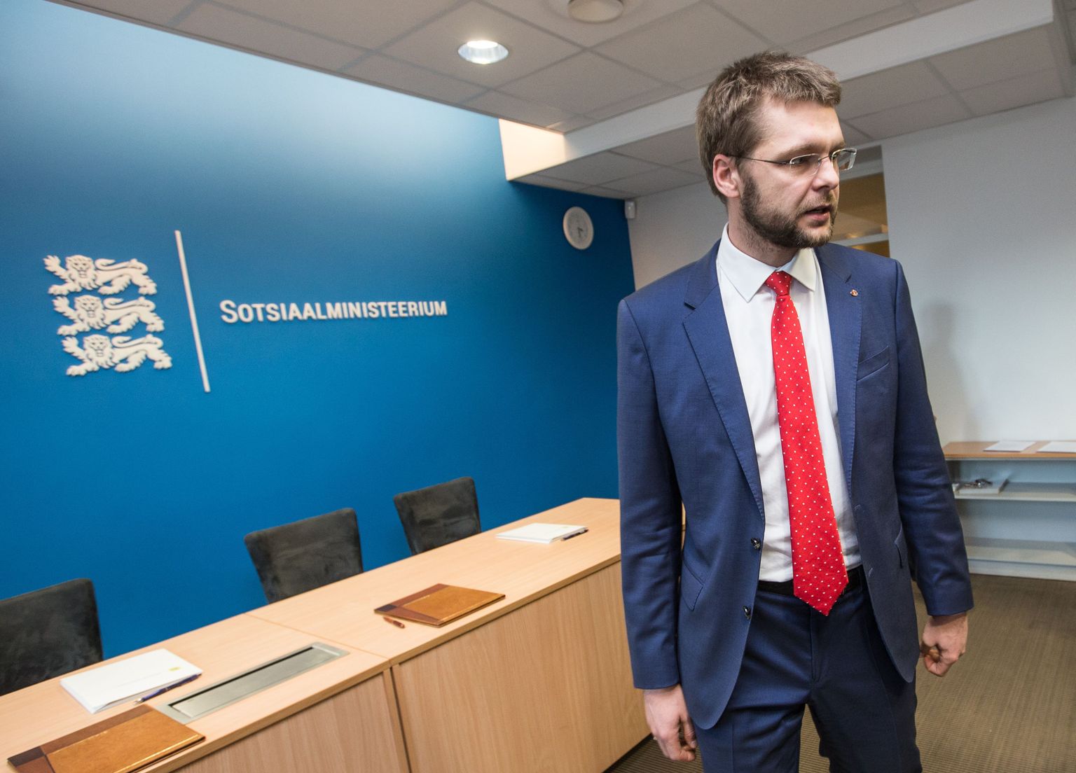 Töö- ja terviseminister Jevgeni Ossinovski.