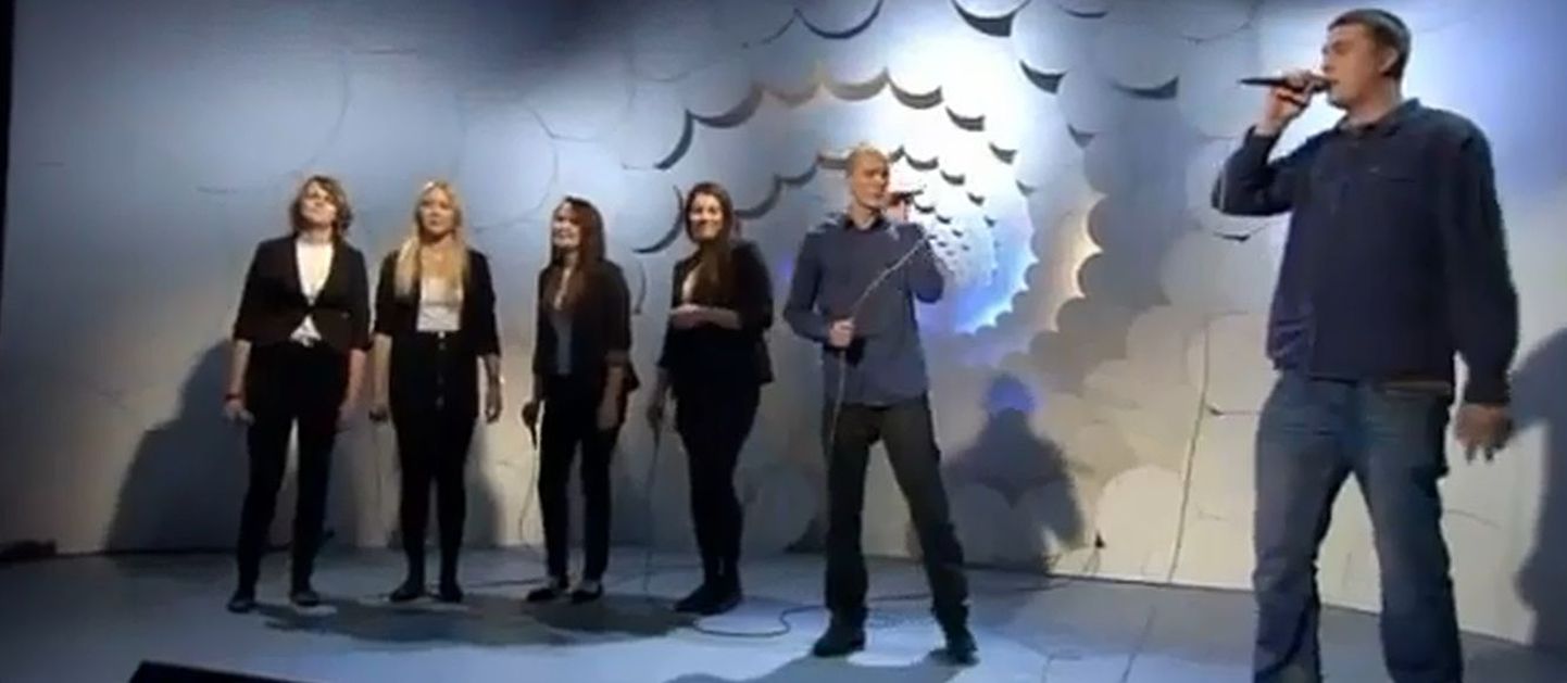 Kaader Põhja-Tallinna Eesti Laulu võistlusloo esitusest ETV hommikuprogrammis «Terevisioon».