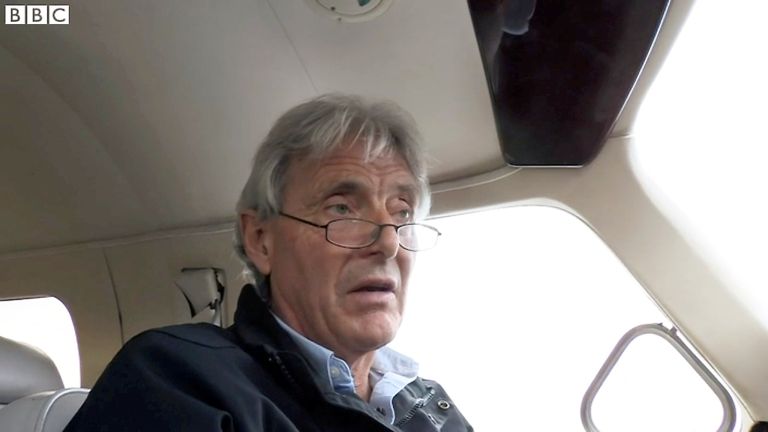 Piloot David Henderson jagamas 2015 BBCle Piper Malibu PA-46 lennuki kohta selgitusi