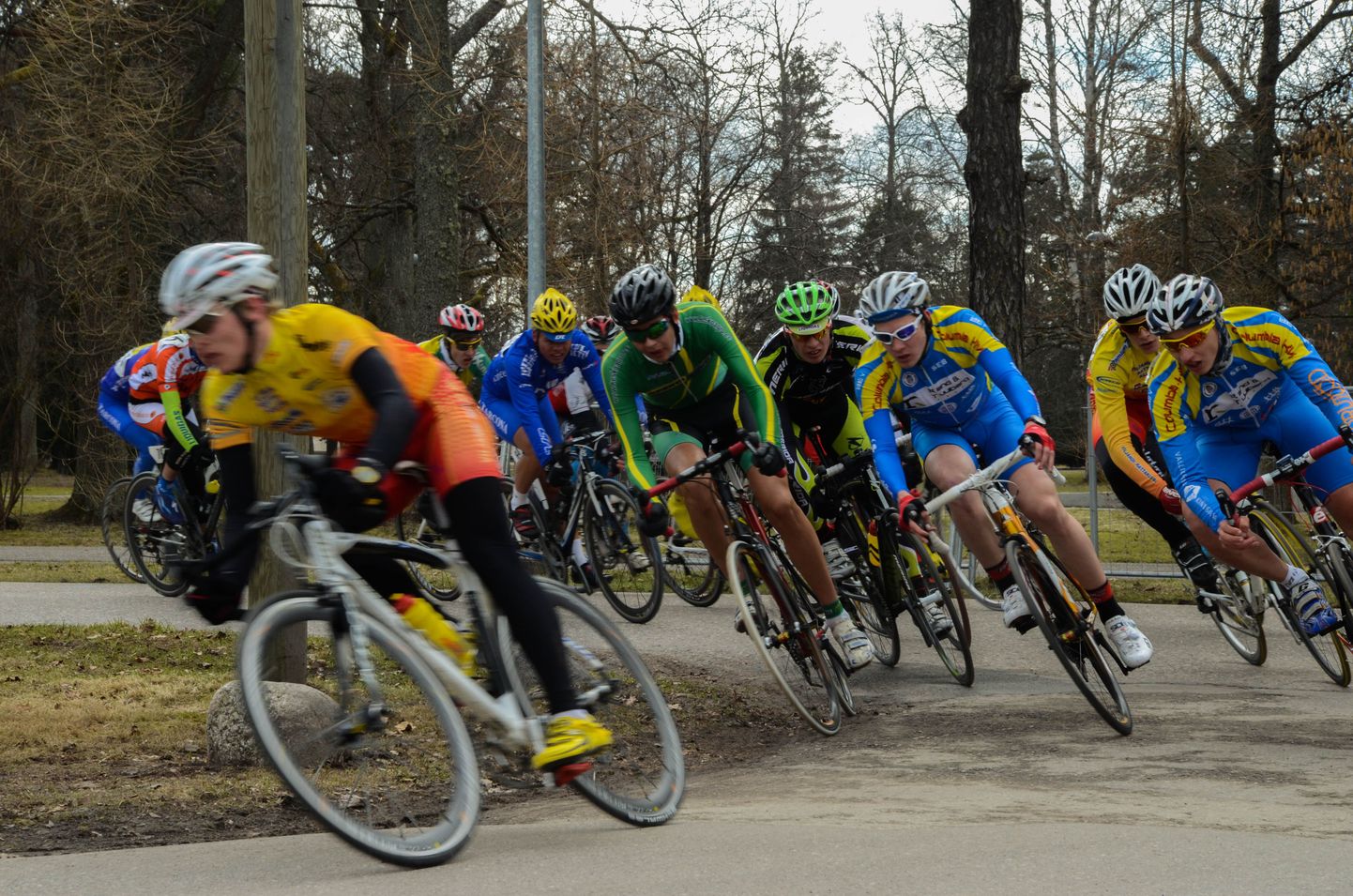 54. Pärnu tänavasõidu võitis eliidi arvestuses Erki Pütsep ja U-23 klassis Aksel Nõmmela. Tänavasõidul osales erinevates vanuseklassides ligi 200 ratturit.