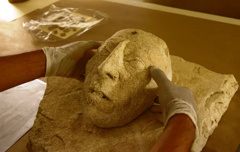 Maiade kuninga Pakali mask