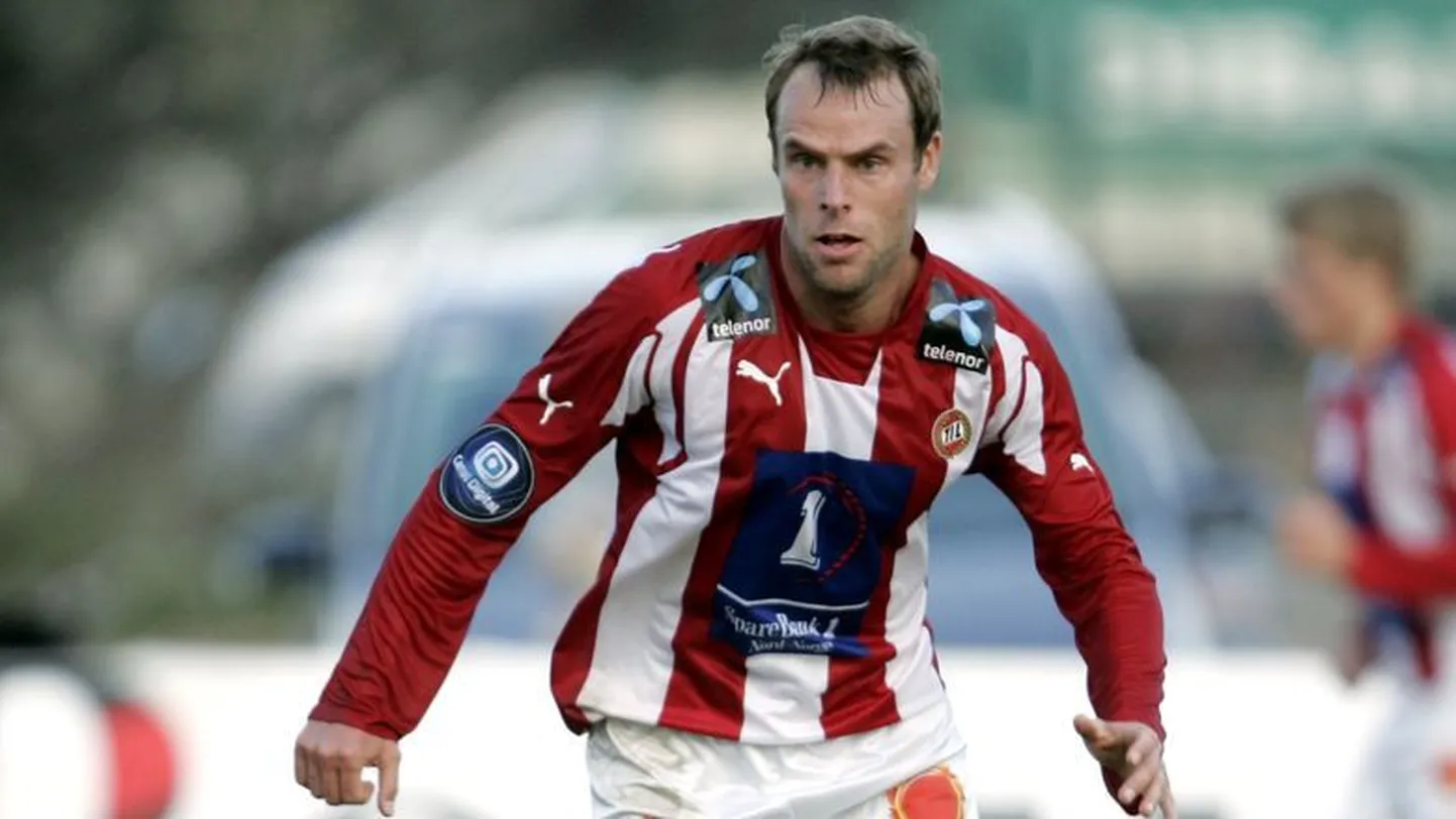 Joel Lindpere Tromsö särgis.