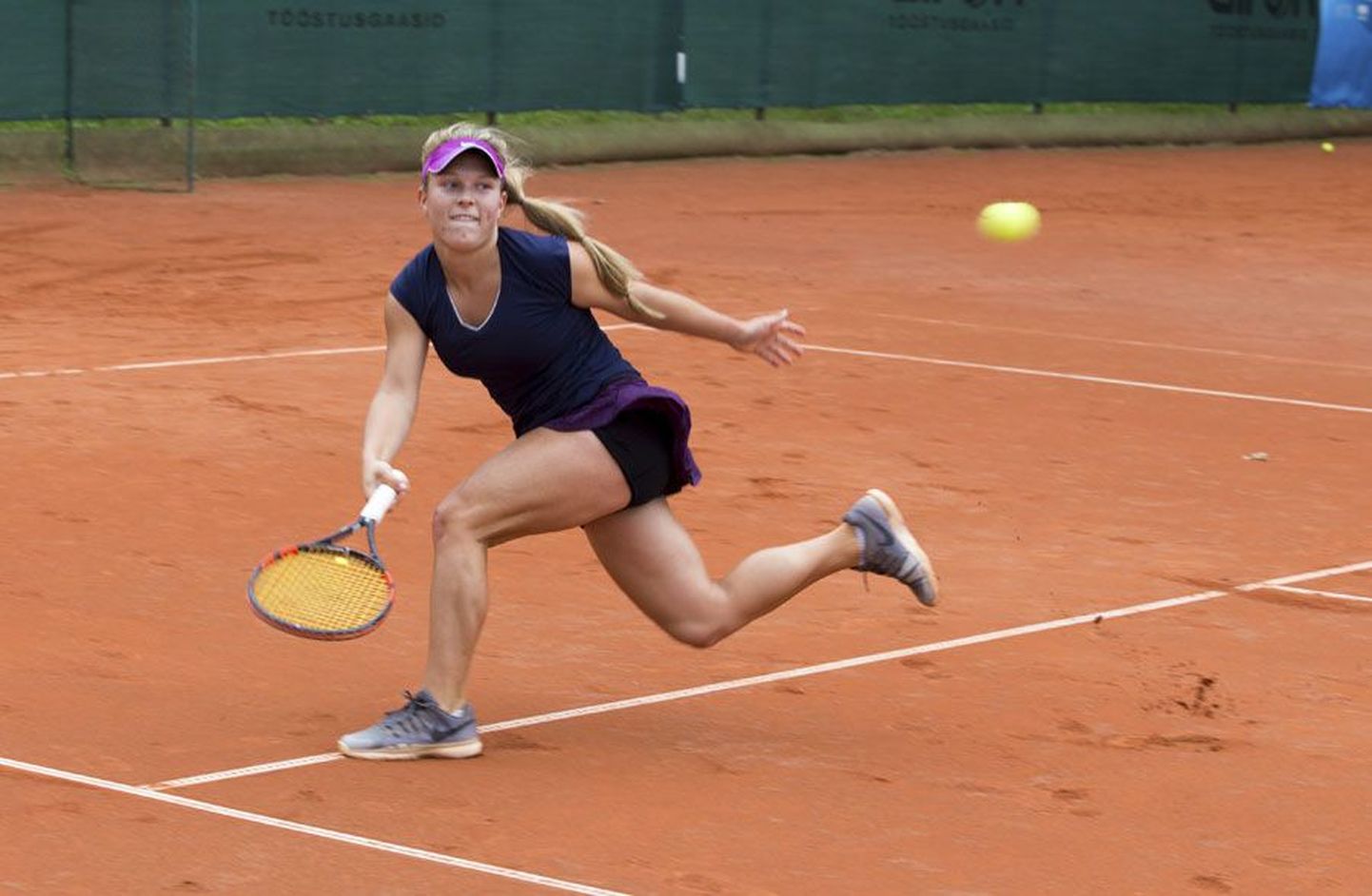 Saara Orav võitis läinud nädalal kodulinnas sarja «Tennis Europe» kuuluval noorte U-16 «Airok Viljandi Openi» turniiril esikoha.