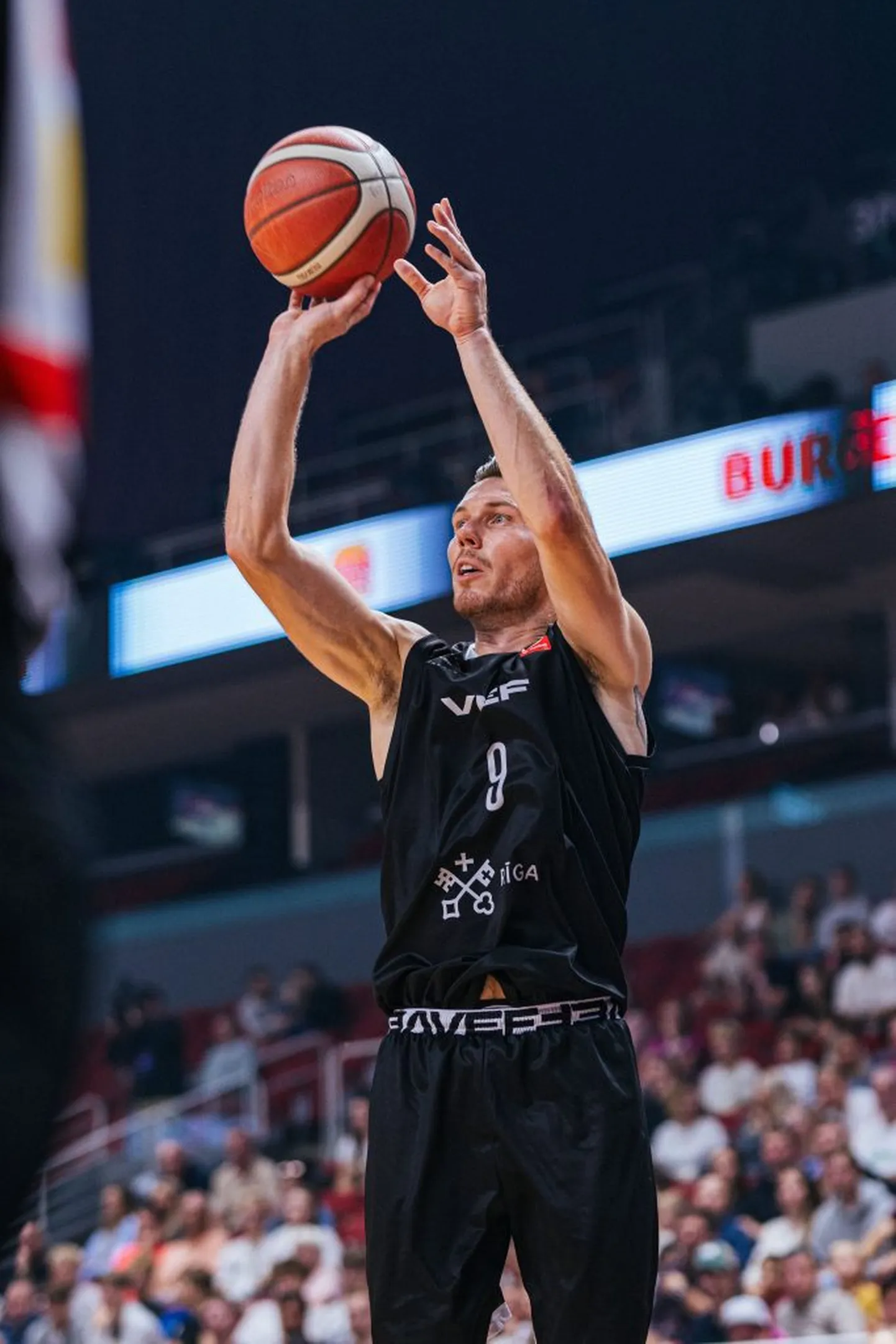 "VEF Rīga" basketbolists Dairis Bertāns