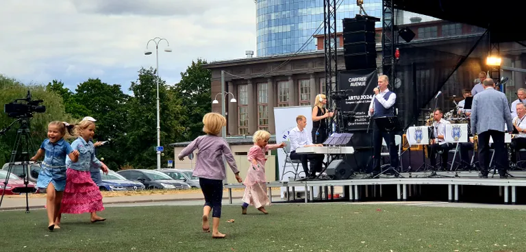 Lapsed julgevad teha seda, millest suurtel süda vaid unistab.