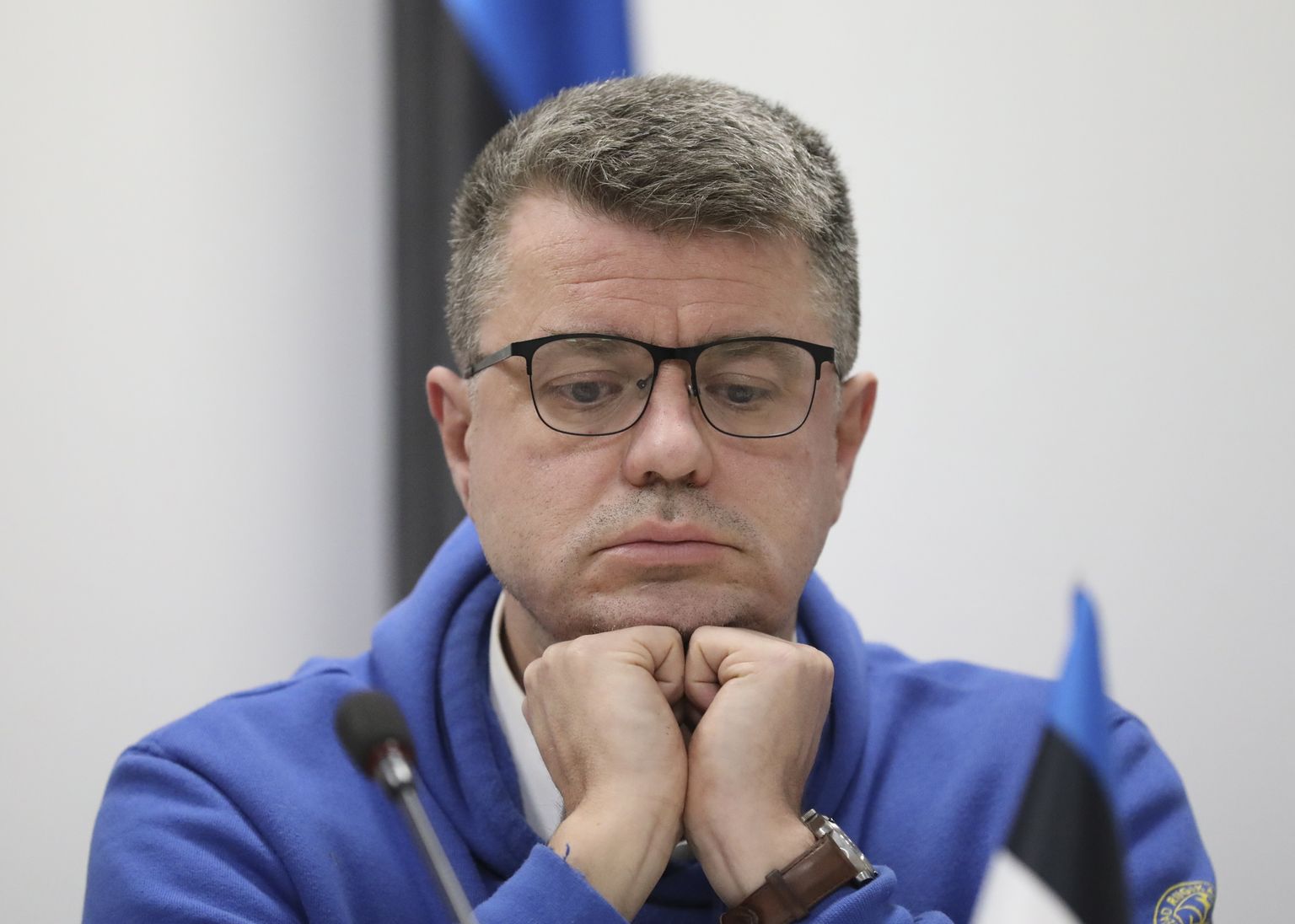 «Peame leidma lahenduse olukorrale, kus kestva agressioonisõja tingimustes töötavad Venemaa kodakondsusega isikud endiselt Euroopa Nõukogus,» ütles Reinsalu.
