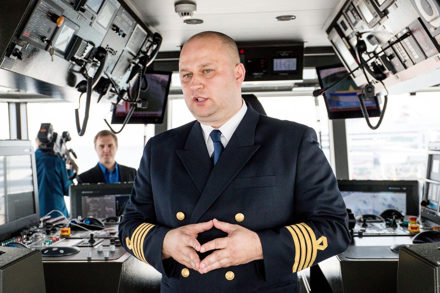 Detsembri algul vahetab Rakvere külje all elav Guldar Kivro parvlaeva Tiiu kapteni ameti Tallinna Sadama tütarfirma TS Laevad juhatuse liikme oma vastu.