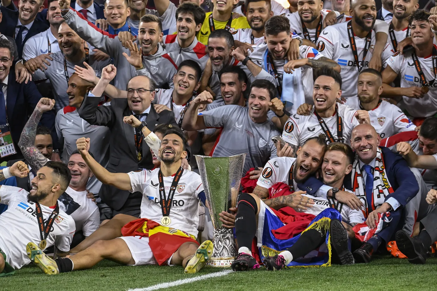 "Sevilla" futbolisti
