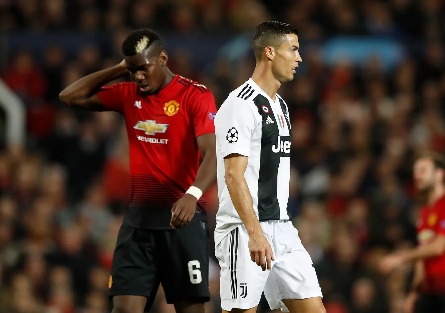 Paul Pogba (vasakul) ja Cristiano Ronaldo võivad üleminekuturul liikuda peagi teineteisega vastastikuses suunas.