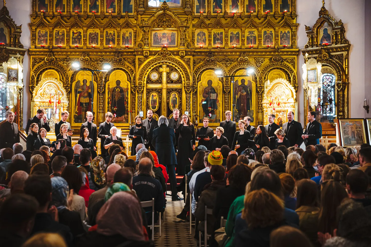 Одним из ярких событий фестиваля "Tallinn-Narva Music Week" стал концерт Камерного хора Эстонской филармонии под управлением Тыну Кальюсте в Нарвском Воскресенском кафедральном соборе, где прозвучали произведения Арво Пярта.