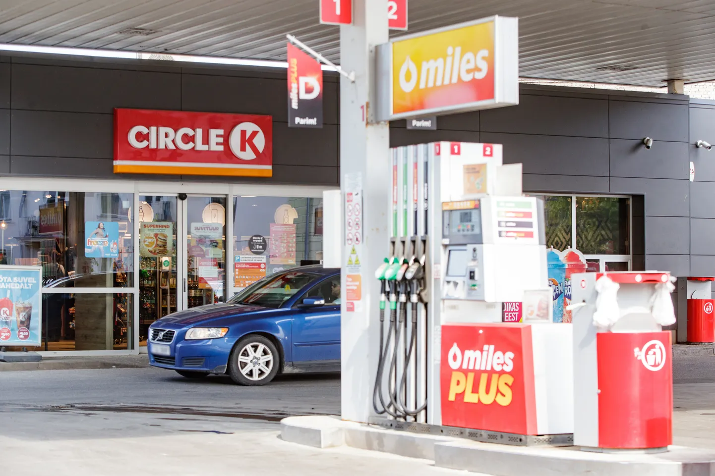 Заправка Circle K.