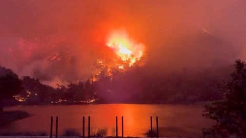 VIDEO ⟩ Äärmuslik kuumalaine on toonud kaasa metsapõlengud Californias