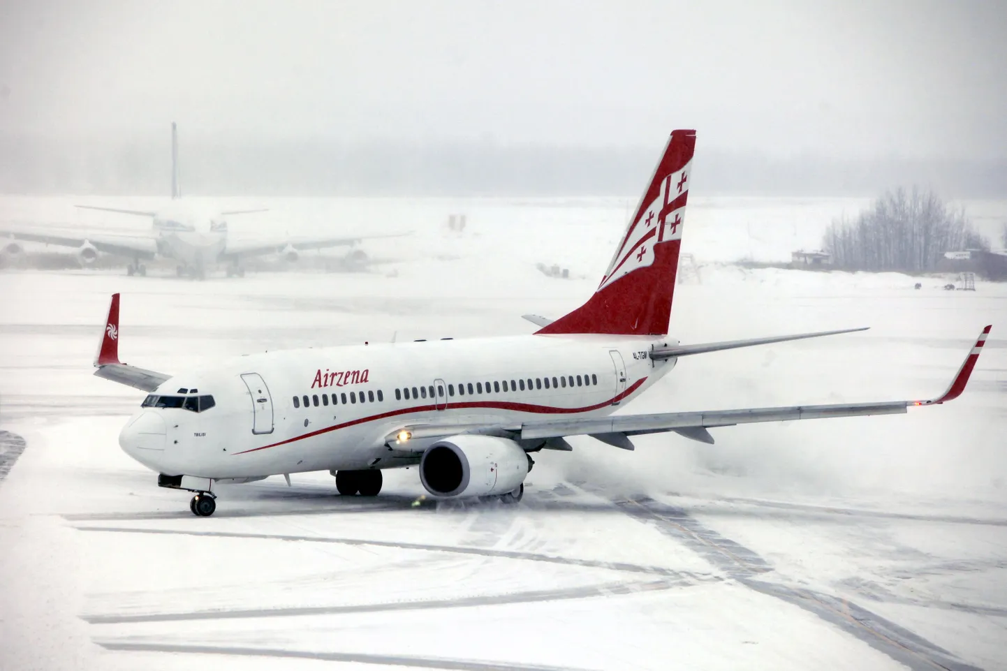 Самолет Georgian Airways. Иллюстративный снимок.