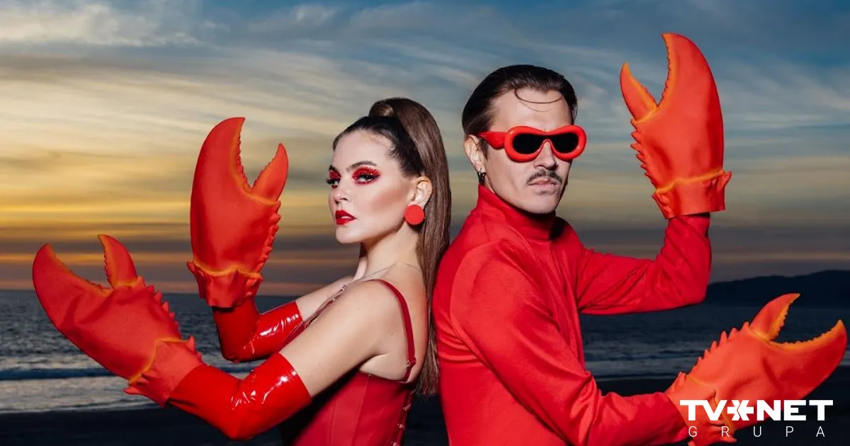 Анамен бірге үлкен кеудеге арналған порно