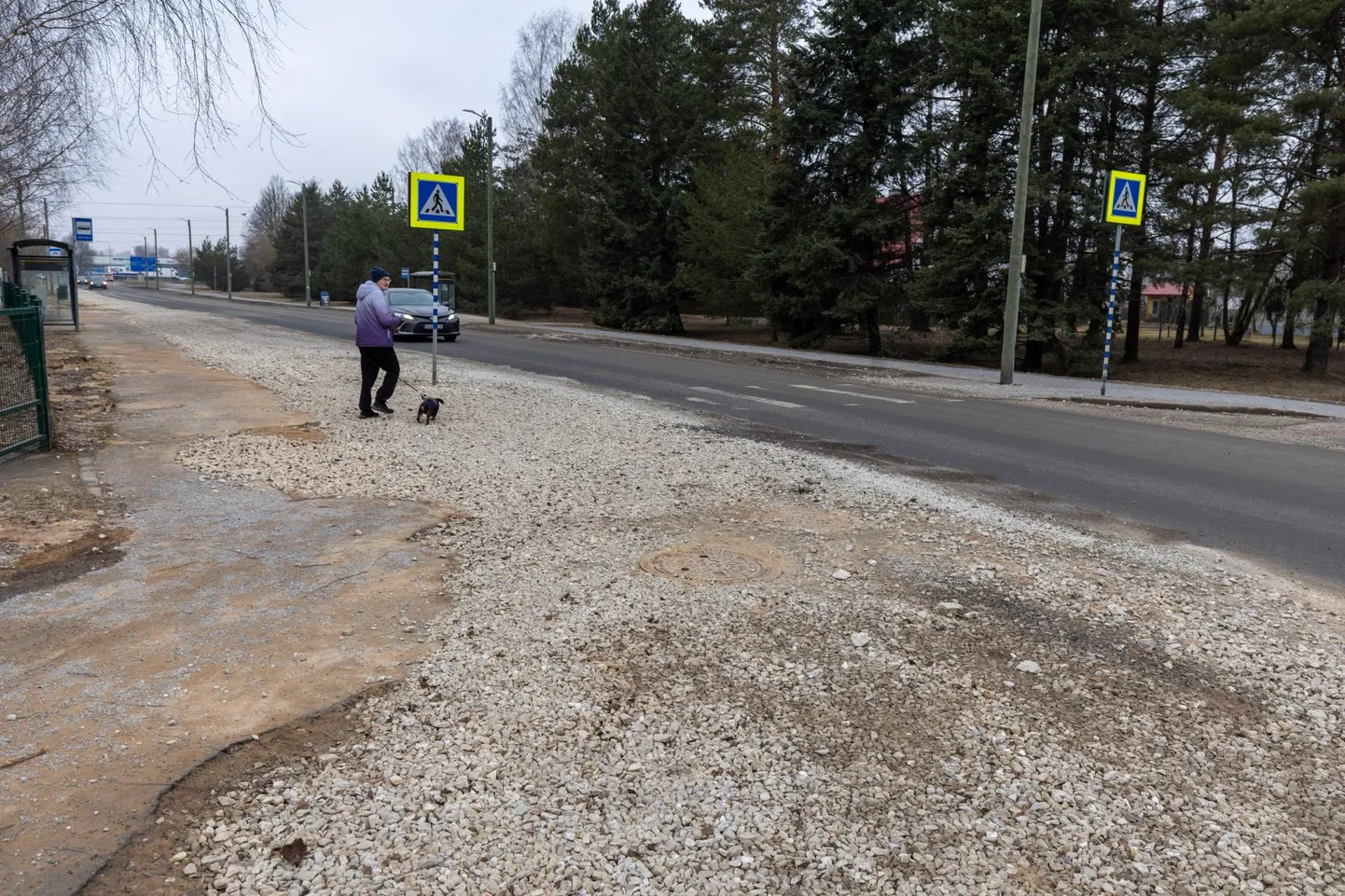 Viljandi maanteel on uued torud paigas, kuid asfalti ei saa külmade ilmadega taastada. 