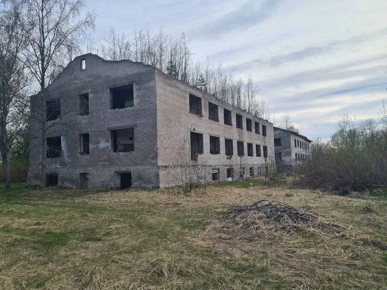 Руины хрущевок в Сиргала.