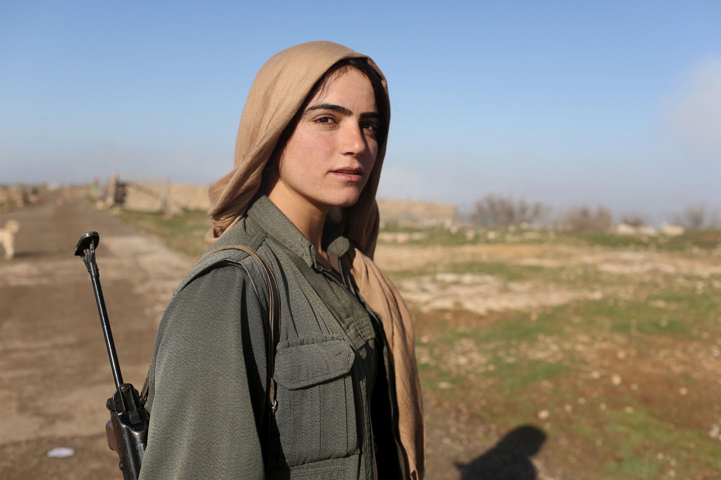 PKK naisvõitleja Iraagis asuvas Sinjaris.