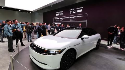 JÄÄB ÄRA ⟩ Sellest pidi saama Sony ja Honda veerev kodukino