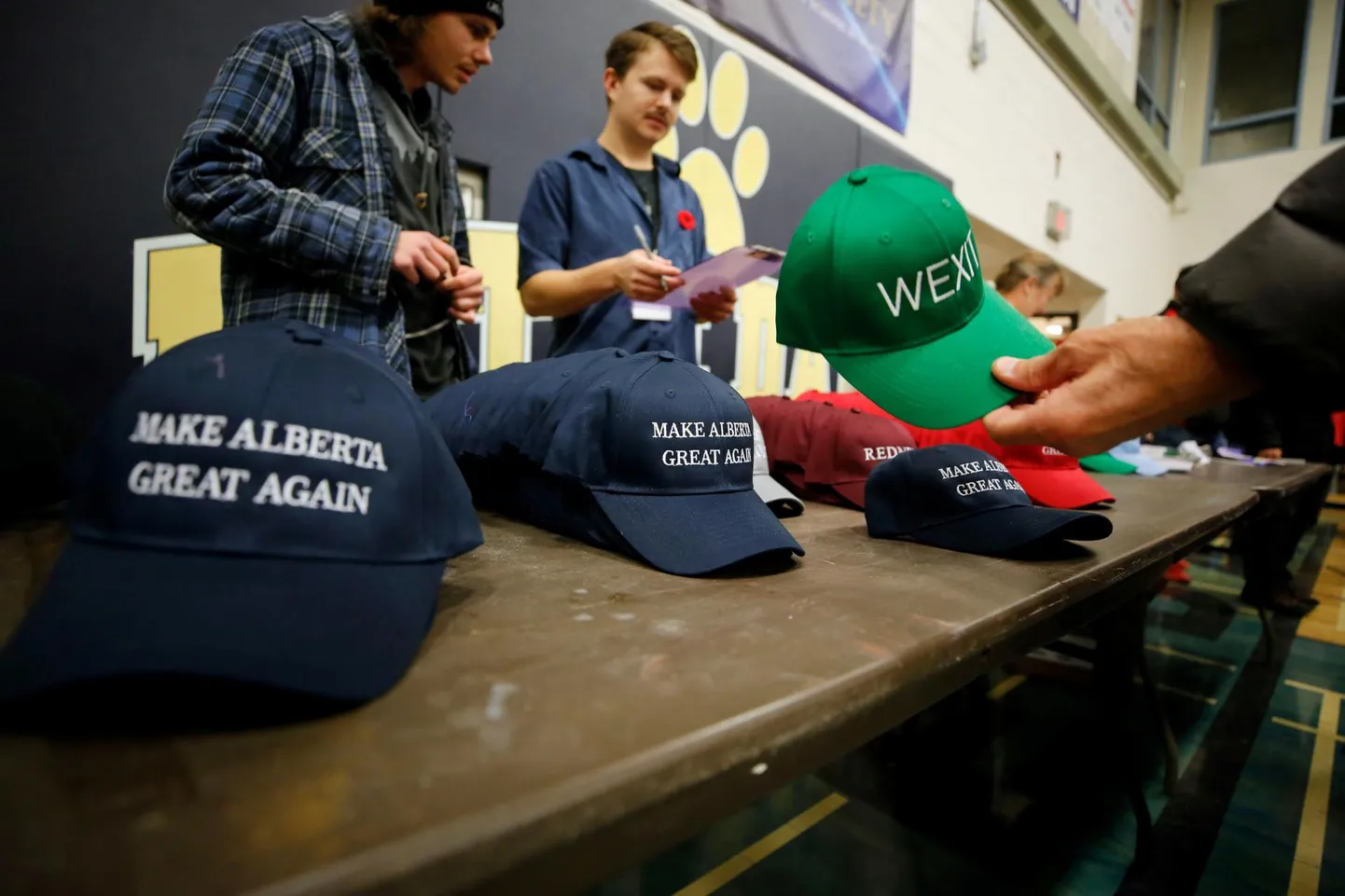 Kirjaga «Let’s make Alberta Great Again» ja «WEXIT» nokatsid Albertas Calgarys mullu novembris toimunud üritusel.