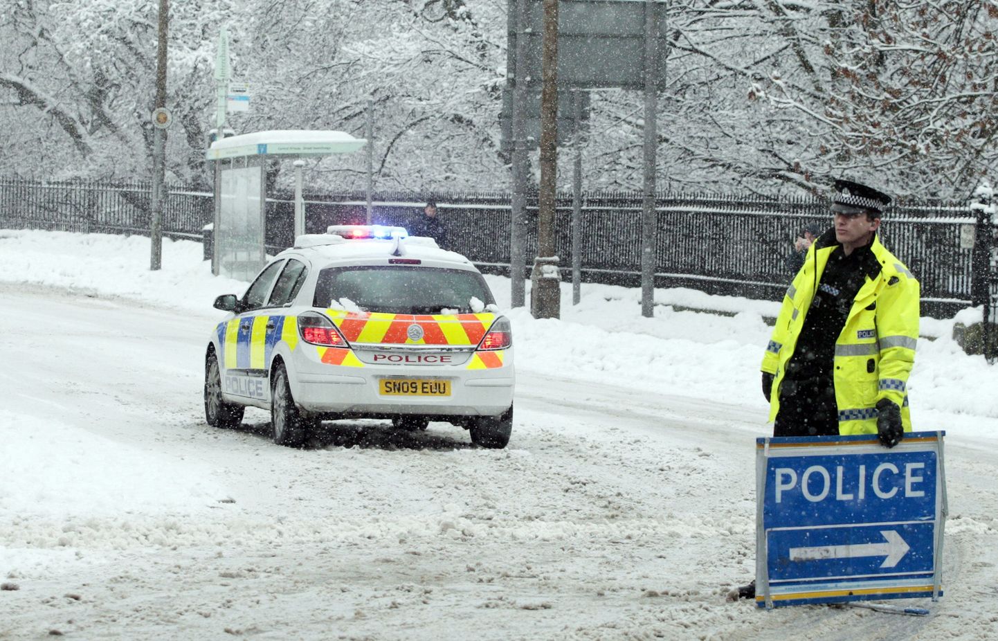 Politsei sulges tänavaid Edinburgh'i kesklinnas.