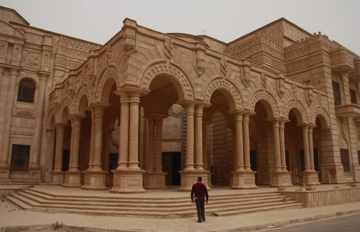Üks Saddam Husseini paleedest