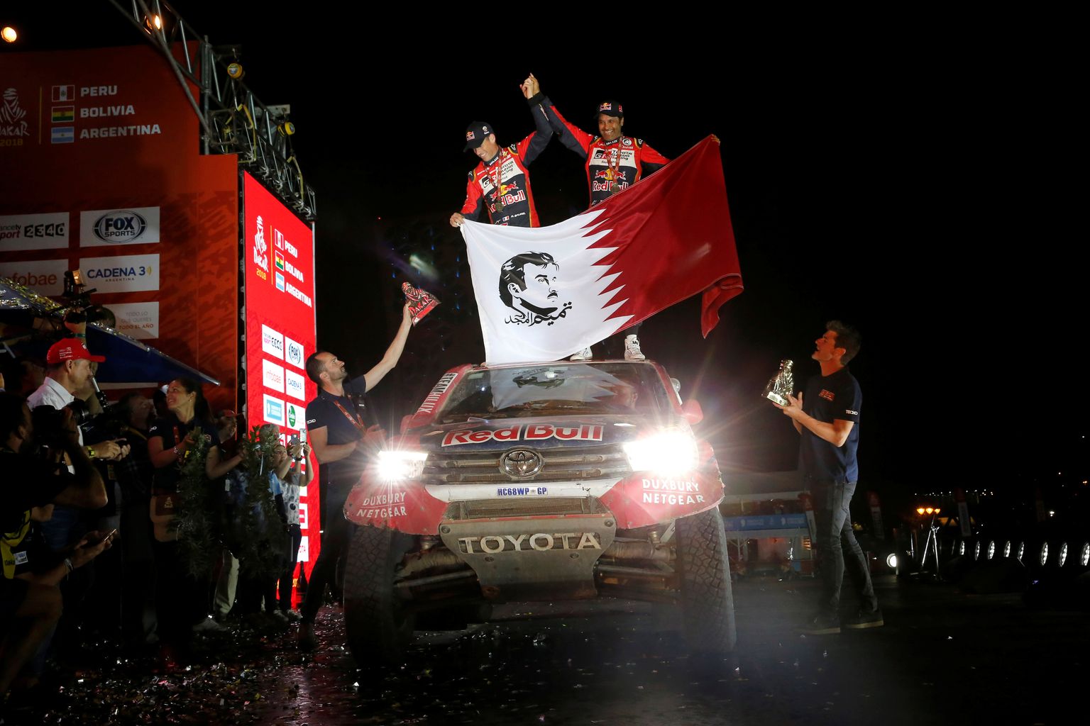 Nasser Al-Attiyah (paremal) ja Matthieu Baumel lõpetasid tänavu Dakari ralli teise kohaga.