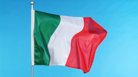 Itaalia lõunaosa maastikupõlengutes sai surma inimene