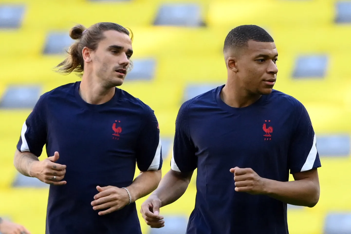Antoine Griezmann (vasakul) ja Kylian Mbappe.