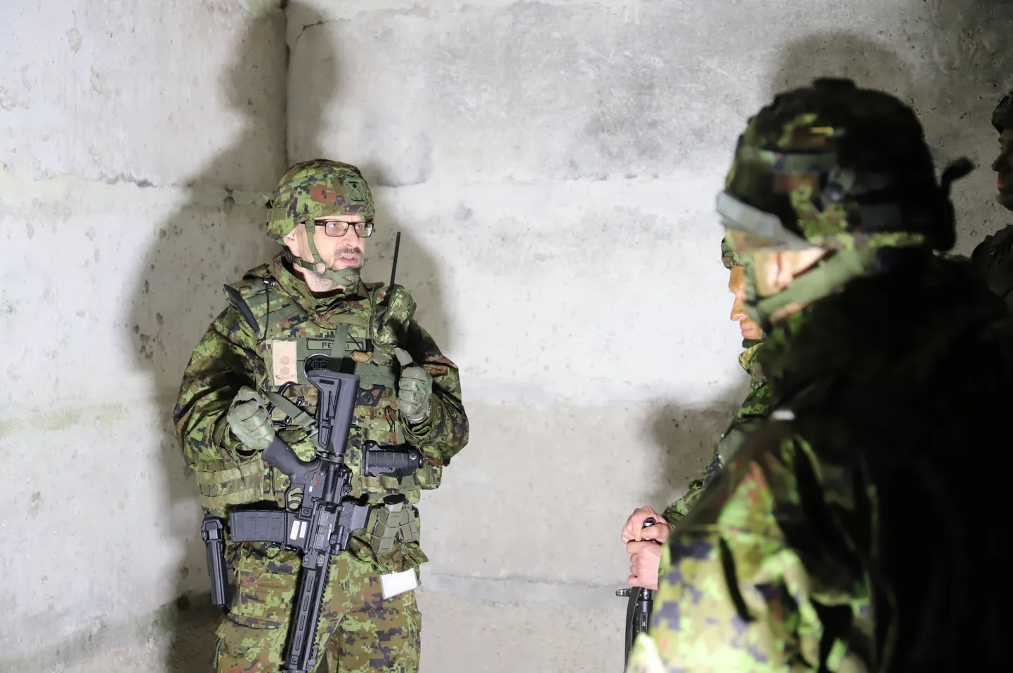 Kaitseliidu Järva maleva pealik, kolonelleitnant Kuido Pettai on üks neist, kes värskendab maakaitserühmade ülemate teadmisi.
