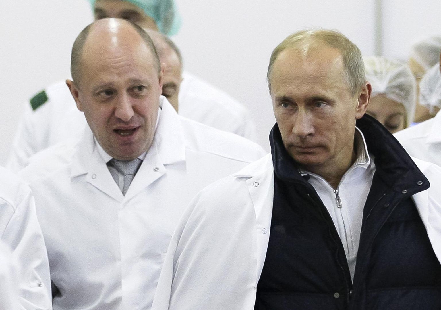 Venemaa president Vladimir Putin ja Putini kokaks kutsutud Jevgeni Prigožin (vasakul).