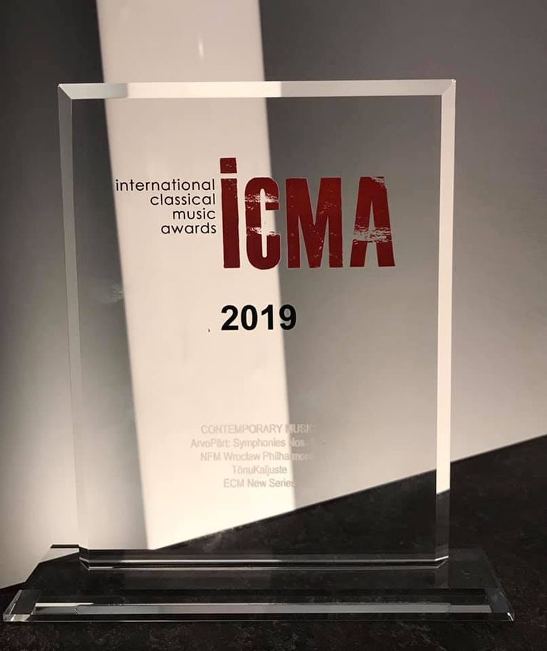 International Classical Music Awardsi (ICMA) auhinna pälvis Tõnu Kaljuste Arvo Pärdi nelja sümfoonia plaadistuse eest koos NFMi Wrocławi filharmooniaorkestriga (ECM).