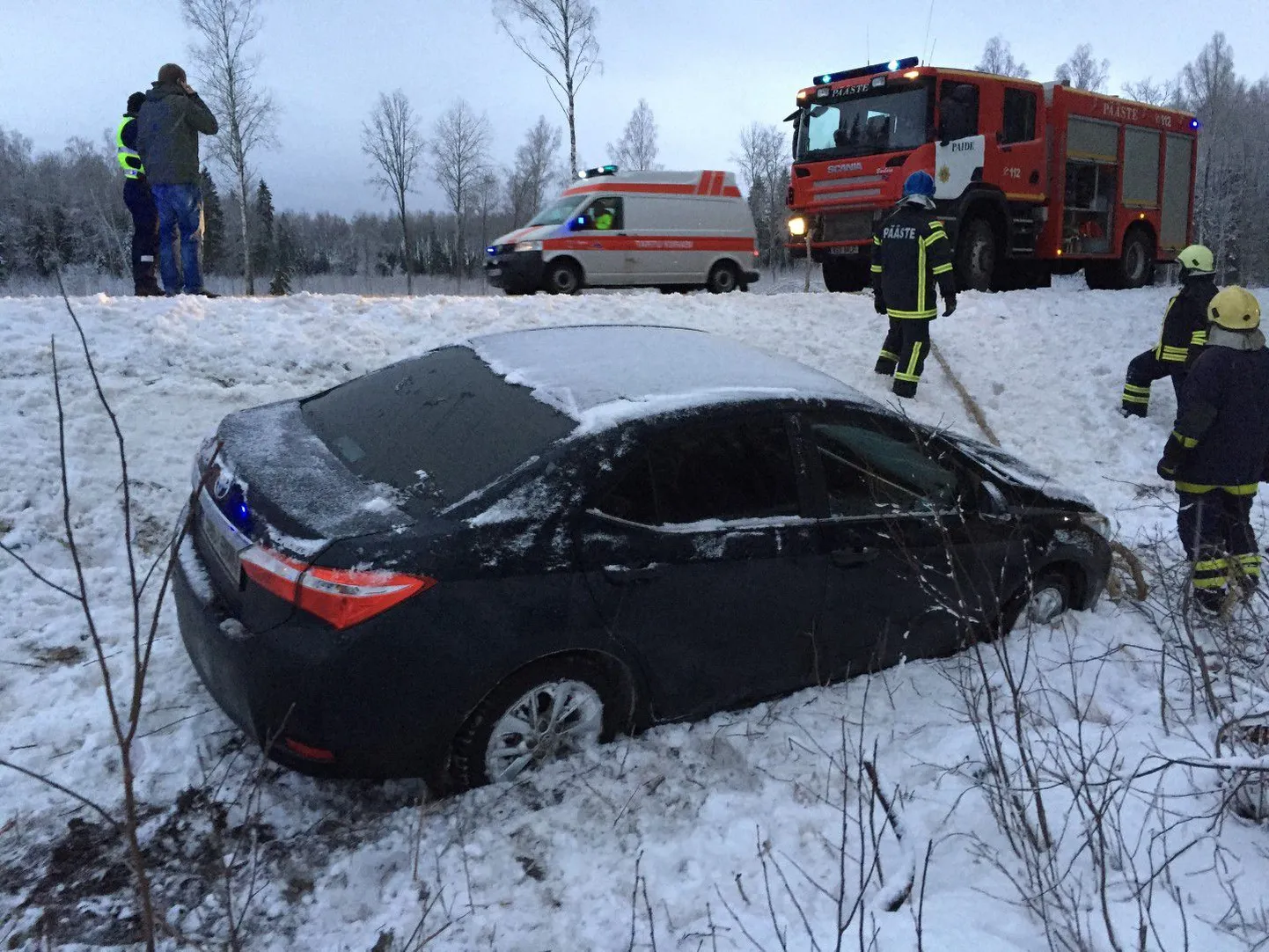 Liiklusõnnetuses keegi vigastada ei saanud.