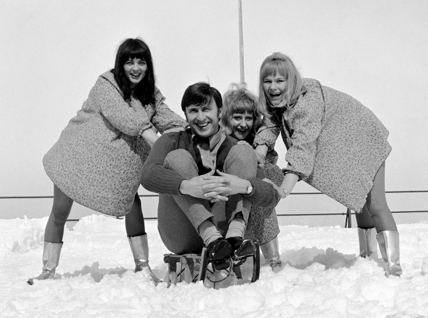 Vince Hill puhkamas 1967. aastal Šveitsis