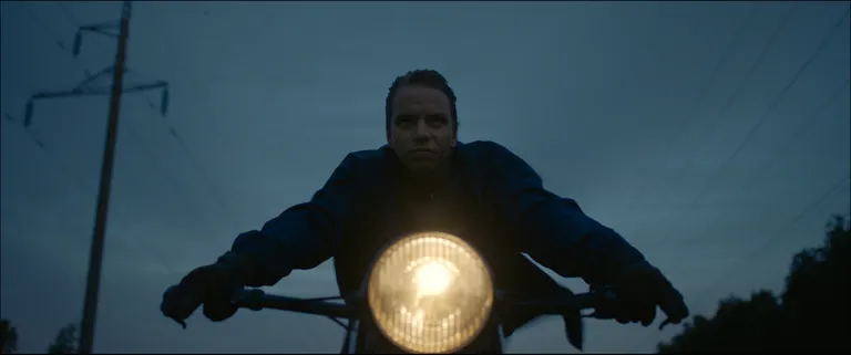 Triin Ruumeti film «Tume paradiis»