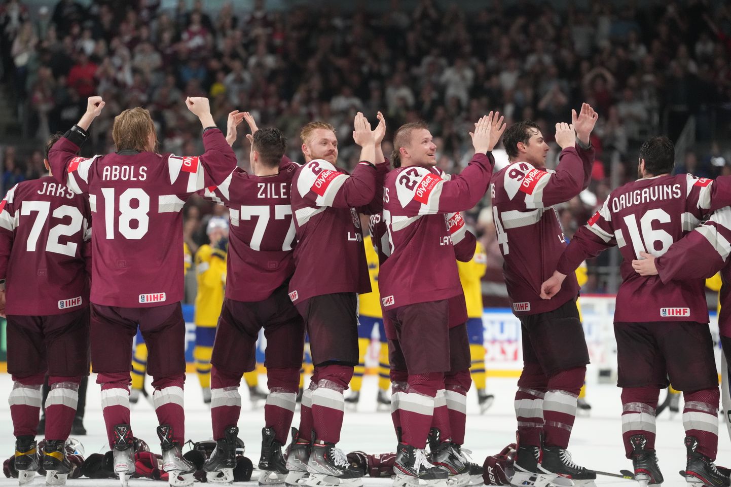 Latvijas hokejisti svin uzvaru 2023. gada pasaules čempionāta ceturtdaļfinālā