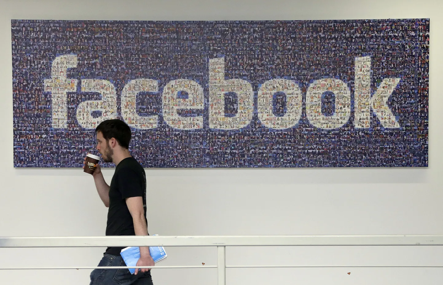 Facebooki lisatakse kuus üle 10 miljardi foto.