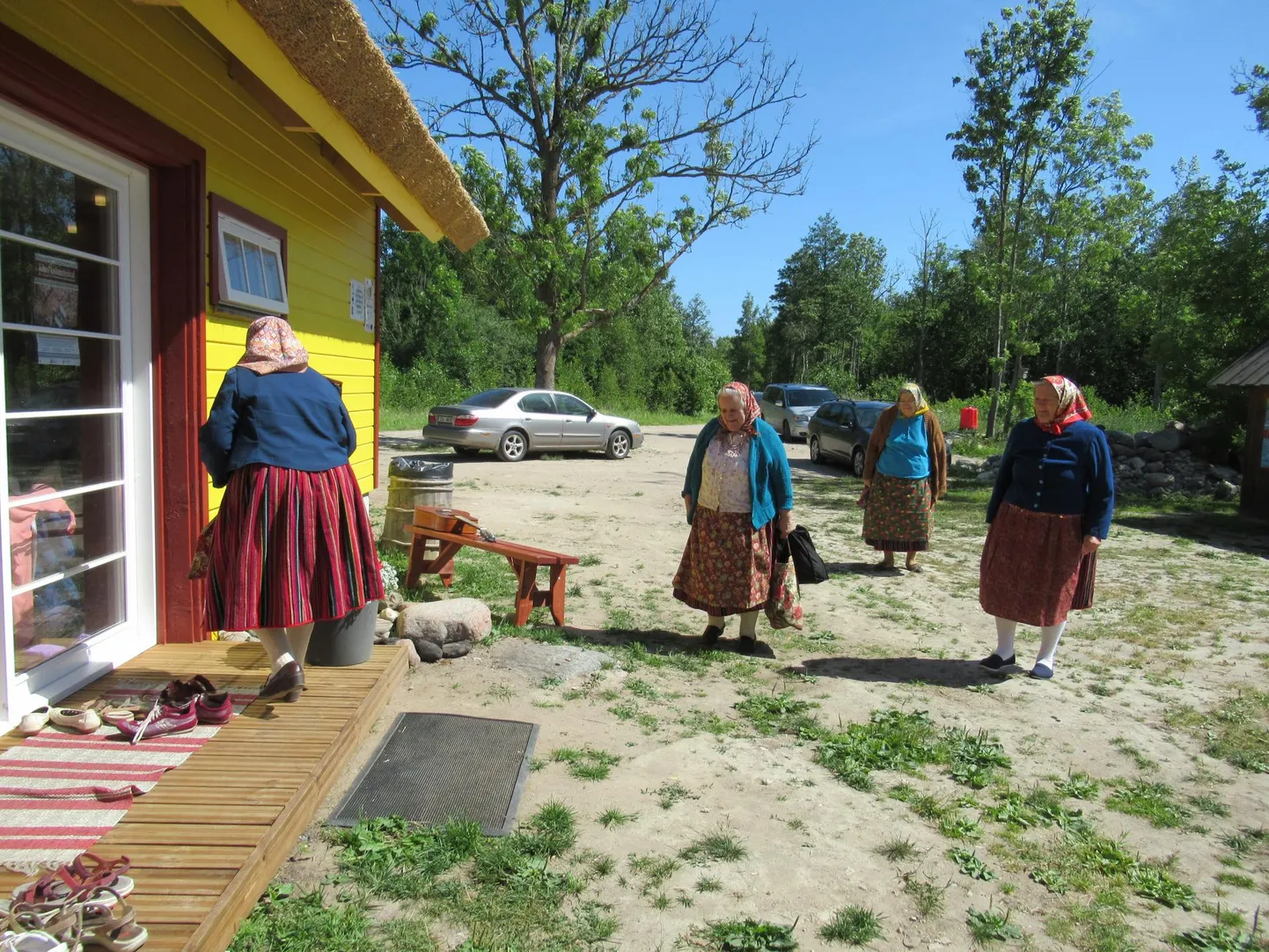 Metsamaa pärimustalus toimunud esimene kudumisfestival.