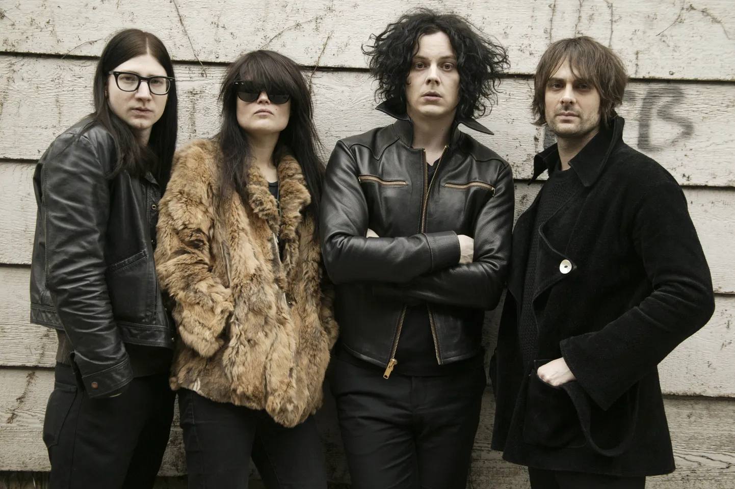 The Dead Weather: Jack Lawrence, Alison Mosshart, Jack White ja Dean Fertita