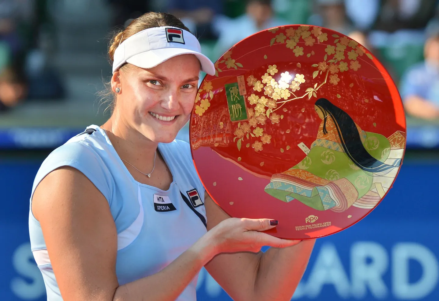 Nadja Petrova võitis Tokyo tenniseturniiri.