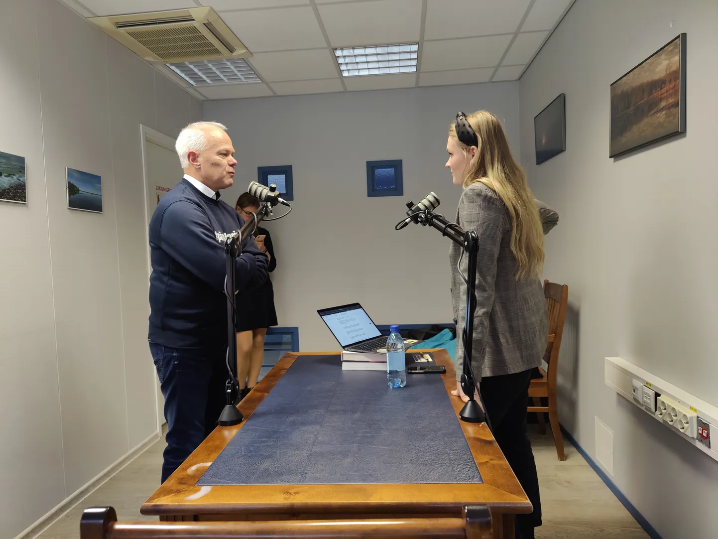 Esmavalija Aurelia Pärtelson küsitles Reformierakonna Pärnu esinumbrit Toomas Kivimägi.