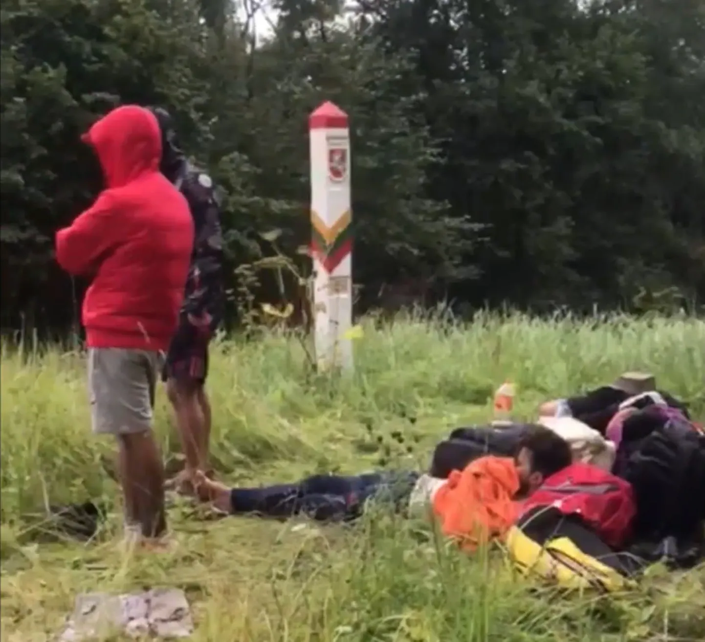 Leedu-Valgevene piirile kogunenud migrandid.