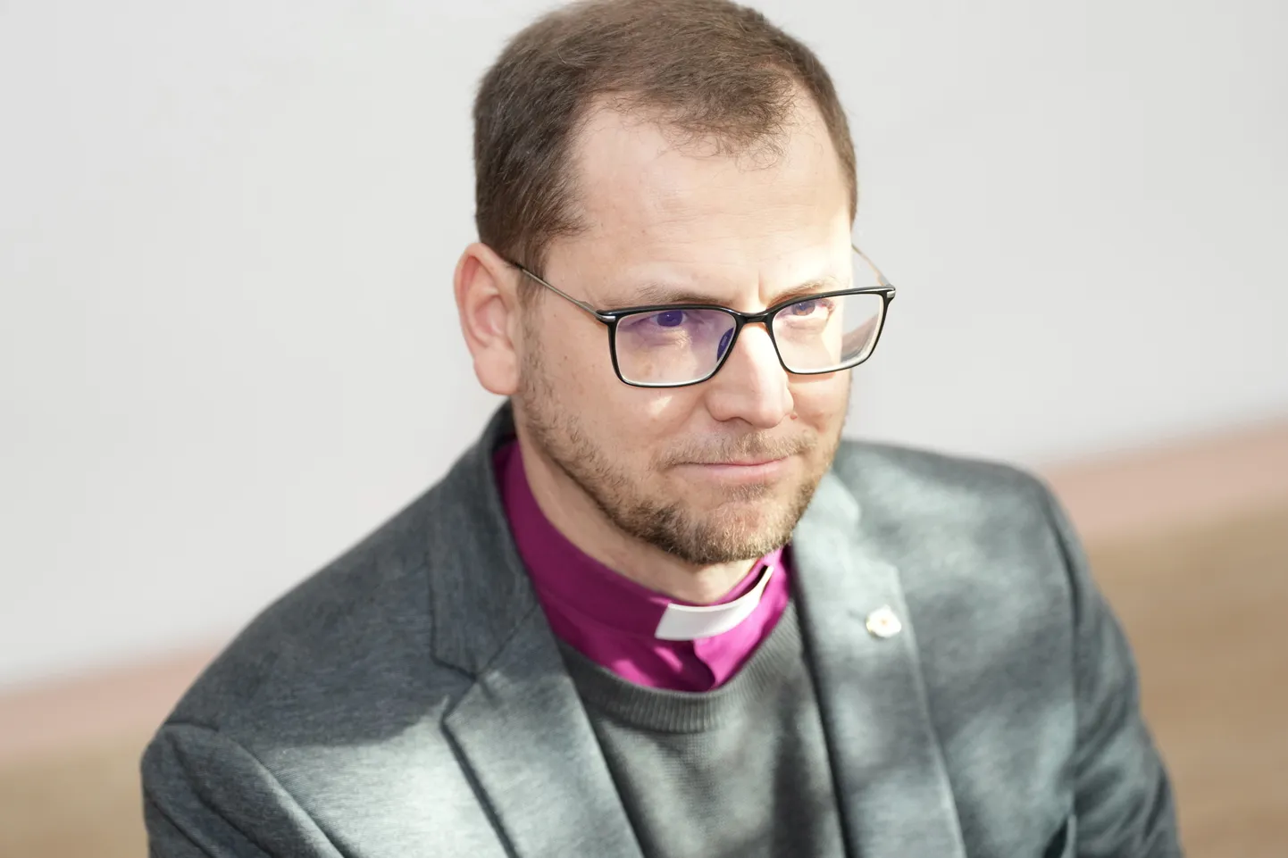 Latvijas Evaņģēliski luteriskās baznīcas (LELB) arhibīskapa amata kandidāts, LELB bīskaps Rinalds Grants.
