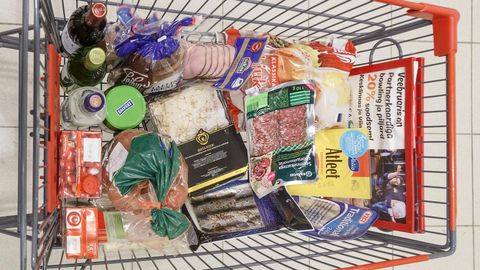 Вы сильно удивитесь, узнав, какие продукты жители Эстонии покупают спонтанно, а на какие считают центы