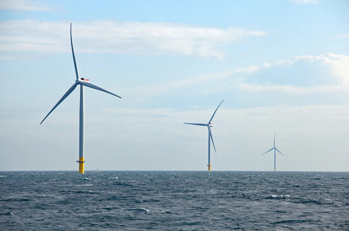 Eesti vajab taastuvenergia tootmise suurendamiseks juurde suuri meretuuleparke.
