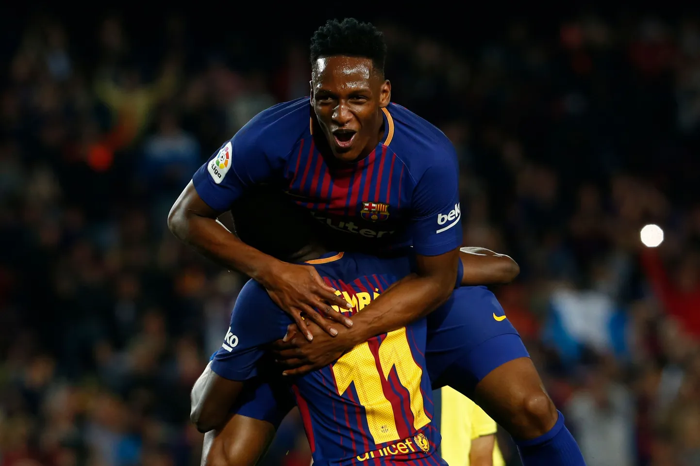 Yerry Mina (ülemine) ja Ousmane Dembele.