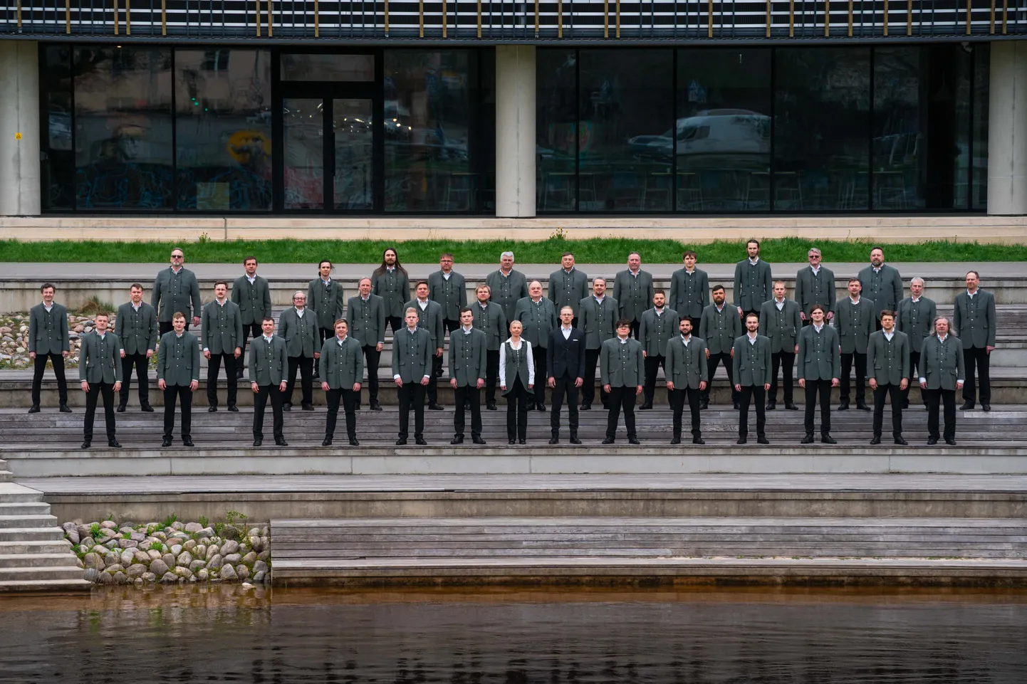 Tartu akadeemilisse meeskoori on 113 tegutsemisaasta jooksul kuulunud üle tuhande liikme. Praegu on aktiivseid lauljaid pea 60.