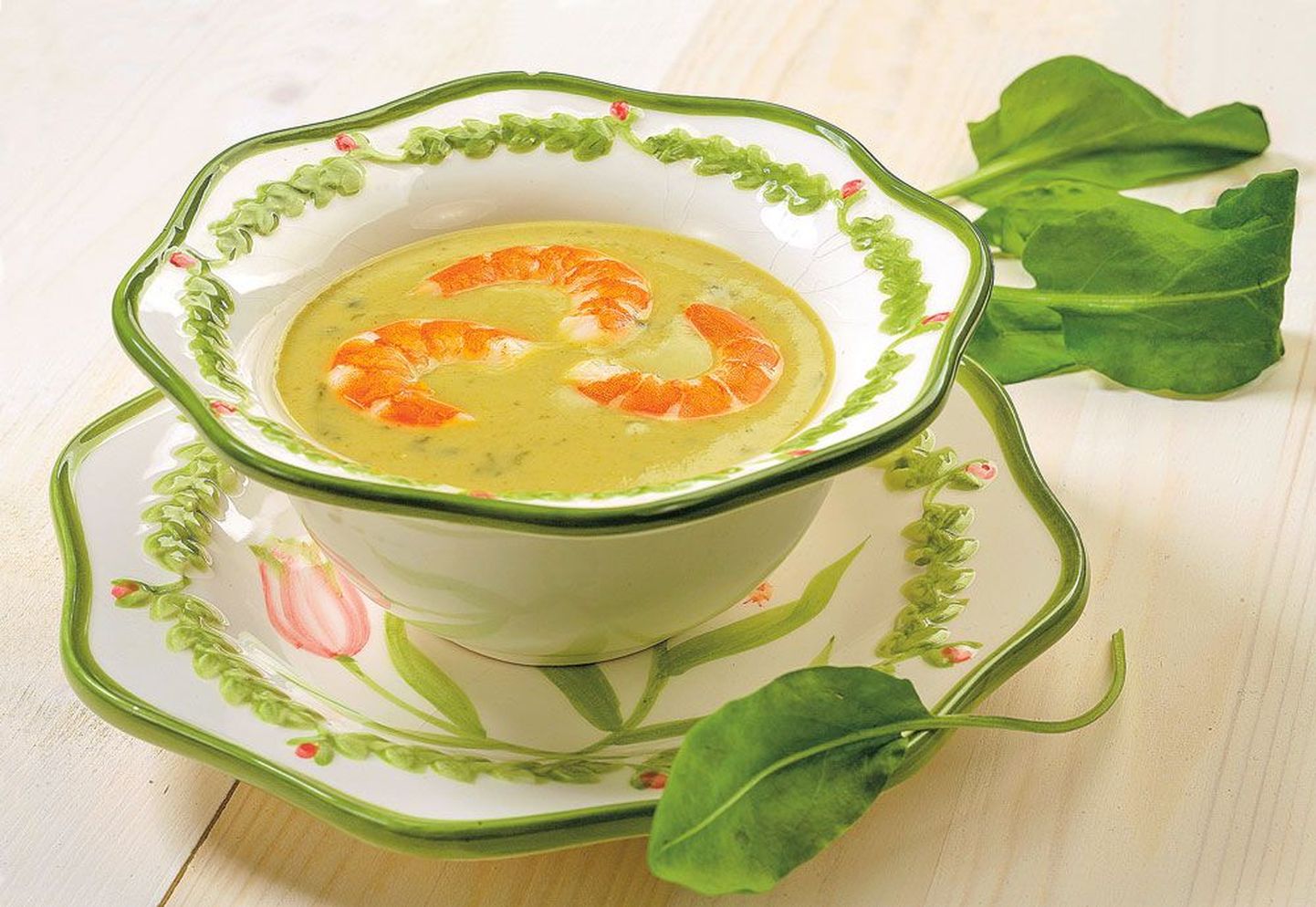 Яркий и ароматный суп-пюре с креветками