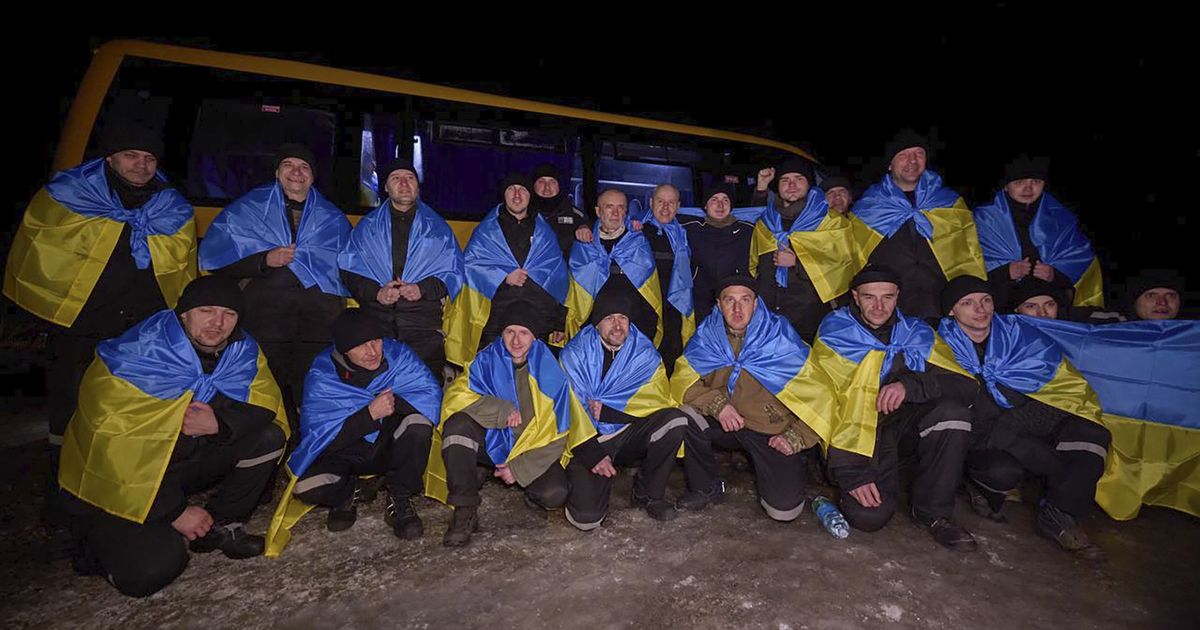 100 Ukraina sõjavangi jõudis koju