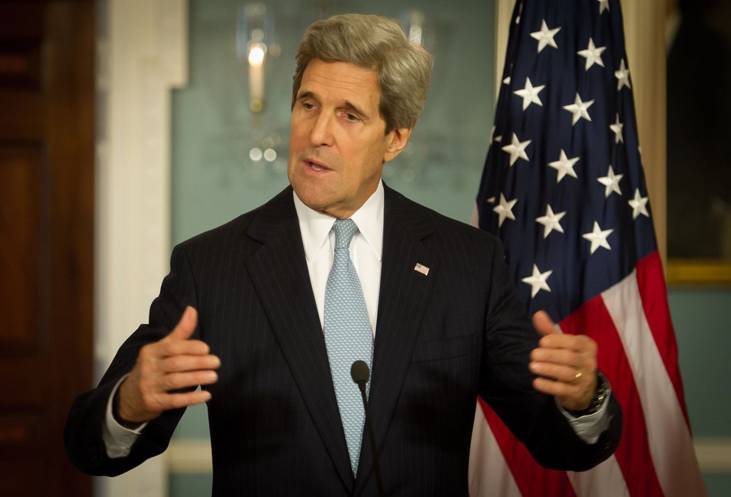 USA riigisekretär John Kerry reedel pärast kohtumist oma Mehhiko ametivennaga.